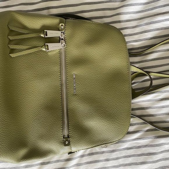 olive michael kors backpack NEW - Picture 2 of 5